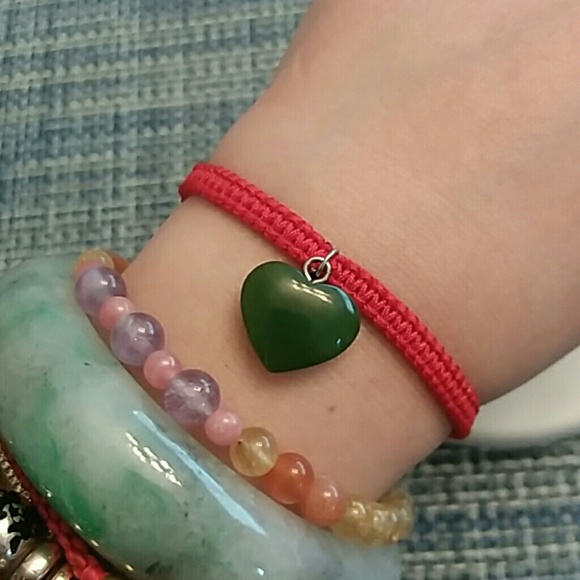 Canadian Nephrite Heart Jade Red Cord Bracelet - Picture 3 of 8